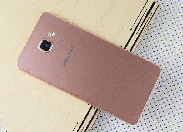 2016版三星galaxy A8与A7有什么不同？ 三星galaxy A8与A7 2016版区别对比评测