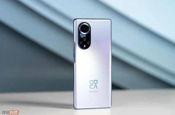 华为nova9Pro与华为P50哪款值得入手?华为nova9Pro与华为P50详细对比评测_手机评测_手机学院_本站