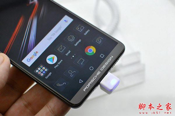 华为Mate10保时捷和Mate10 Pro那个好?华为Mate10Pro/保时捷深度对比及选购建议