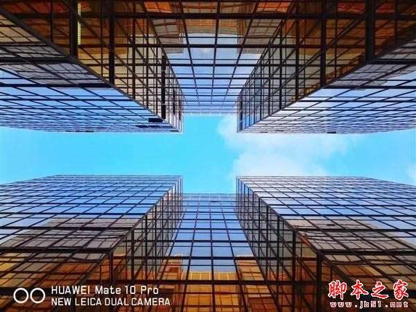 华为Mate10和iPhone8 Plus哪个好?苹果8Plus和华为Mate10外观性能拍照对比评测