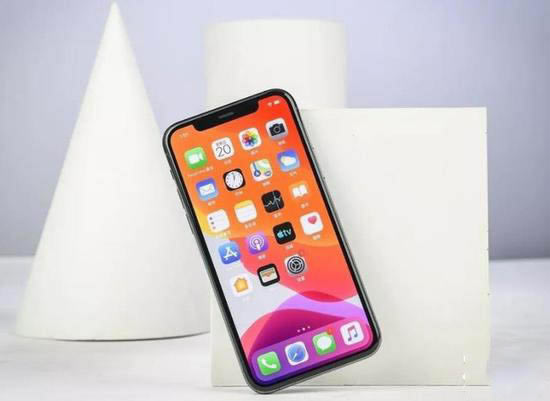 华为Mate30 Pro全面对比苹果iPhone 11 Pro 哪一款更值得买_手机评测_手机学院_本站