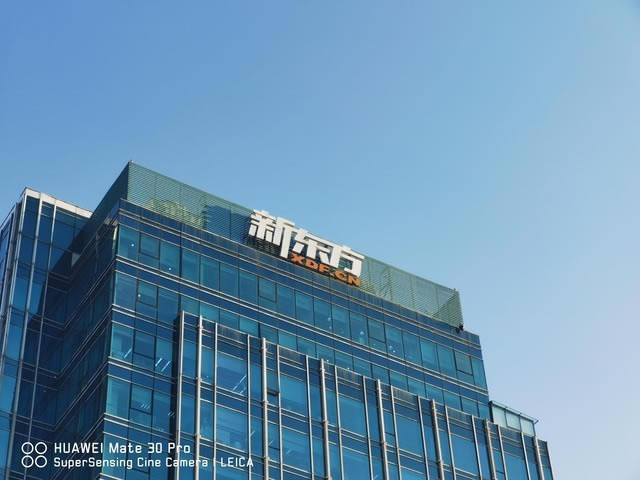 华为Mate30Pro外观、拍照、性能、系统体验及续航能力全面评测_手机评测_手机学院_本站