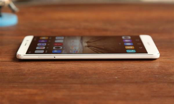 华为Mate9陶瓷白版好看吗?华为Mate9陶瓷白真机开箱图片