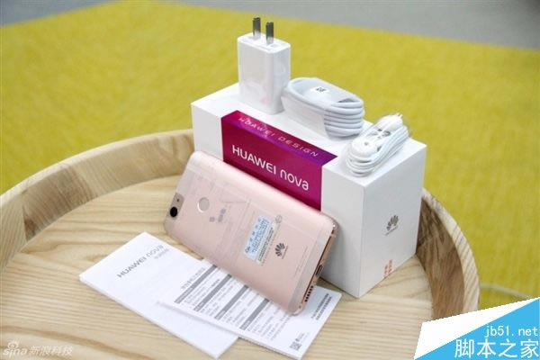 华为5寸新机nova玫瑰金版开箱图赏:比iPhone7还美_安卓手机_手机学院_本站