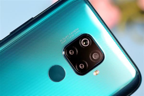 华为nova5i Pro手机值得买吗 华为nova5i Pro手机详细评测_手机评测_手机学院_本站
