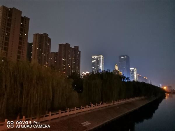 华为nova5i Pro手机值得买吗 华为nova5i Pro手机详细评测_手机评测_手机学院_本站