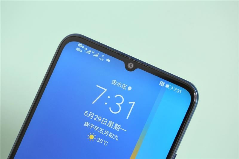 荣耀X10Max值得入手吗 荣耀X10Max外观、性能、拍照、续航及使用体验评测_手机评测_手机学院_本站