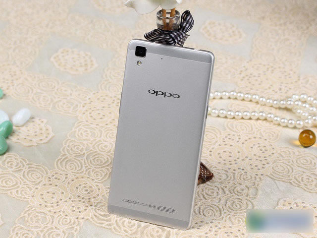 OPPO R7