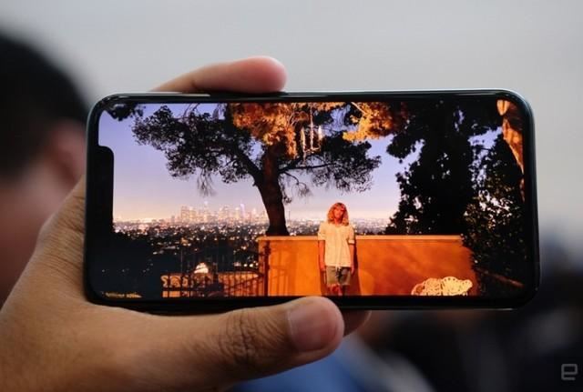 iPhone11系列VS三星Note10系列:三星Note10胜出!_手机评测_手机学院_本站