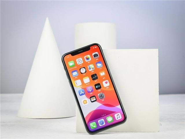 iPhone11系列不好不好用 苹果11系列外观、屏幕、拍照、性能、续航及体验评测_手机评测_手机学院_本站