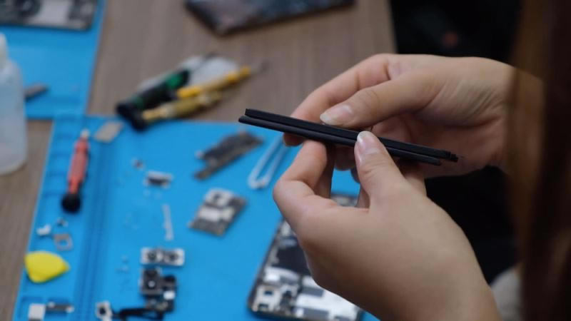 iPhone11手机内部做工如何 iPhone11手机拆解+评测_手机评测_手机学院_本站