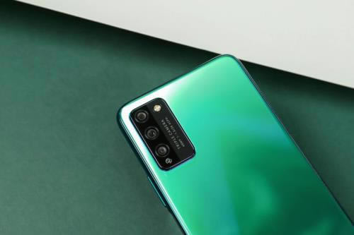 荣耀30青春版与iPhone11Pro夜景哪个好 荣耀30青春版与iPhone11Pro夜景对比_手机评测_手机学院_本站