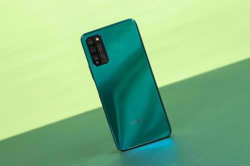 荣耀30青春版与iPhone11Pro夜景哪个好 荣耀30青春版与iPhone11Pro夜景对比_手机评测_手机学院_本站