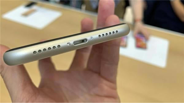 iPhone 11的优缺点有哪些 iPhone 11上手体验评测_手机评测_手机学院_本站