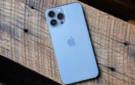 iPhone13pro远峰蓝实物图 iPhone13pro远峰蓝色好看吗_苹果手机_手机学院_本站
