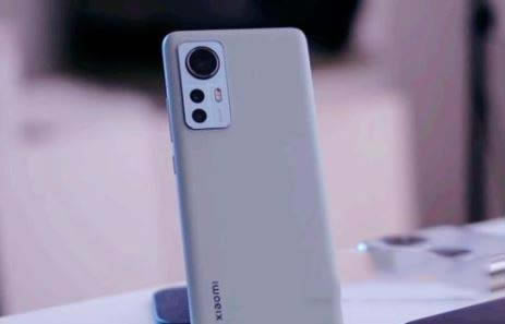 小米12和iPhone13哪款值得买 小米12和iPhone13对比介绍_手机评测_手机学院_本站