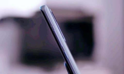 小米12和iPhone13哪款值得买 小米12和iPhone13对比介绍_手机评测_手机学院_本站