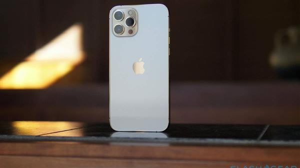 iPhone 13屏幕能期待的只有色彩?_手机资讯_手机学院_本站