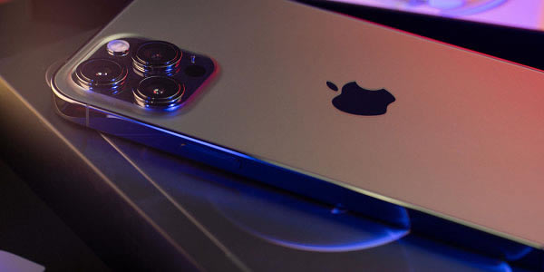 iPhone13和小米11哪个更值得入手 iPhone13和小米11区别对比_手机评测_手机学院_本站