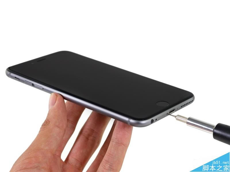 iPhone 6S Plus完全拆解:CPU内存闪存全变了!