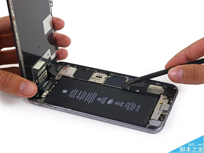 iPhone 6S Plus完全拆解:CPU内存闪存全变了!