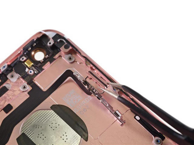 iphone6s做工怎样 iPhone6s玫瑰金拆机图解评测
