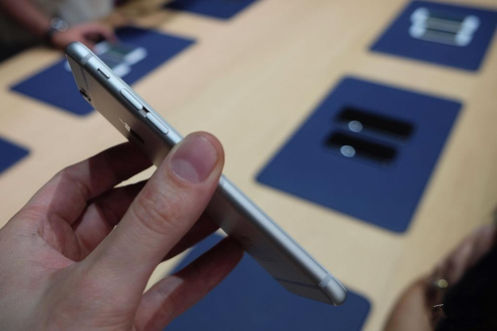 11 iPhone6s玫瑰金怎么样?玫瑰金iPhone6s真机上手视频评测及高清图_手机评测_手机学院_本站