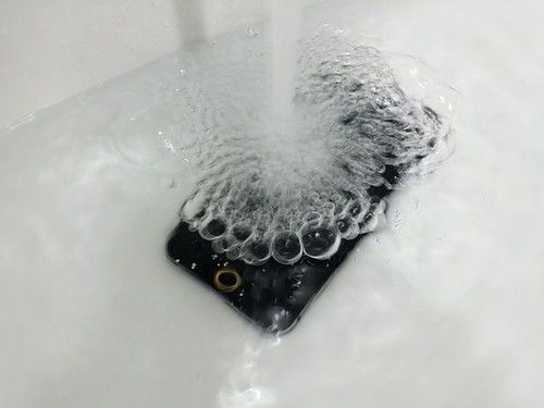 Touch版iPhone6更多图片曝光 或能防水