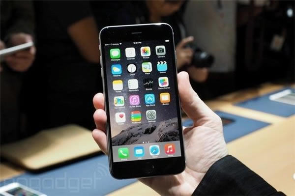 5.5英寸版iPhone6 Plus上手体验:优秀设备而不仅仅是更大_手机评测_手机学院_本站