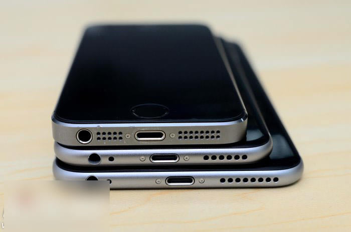 一手难以掌握 128GB灰色版iPhone 6 Plus 开箱图赏 _苹果手机_手机学院_本站