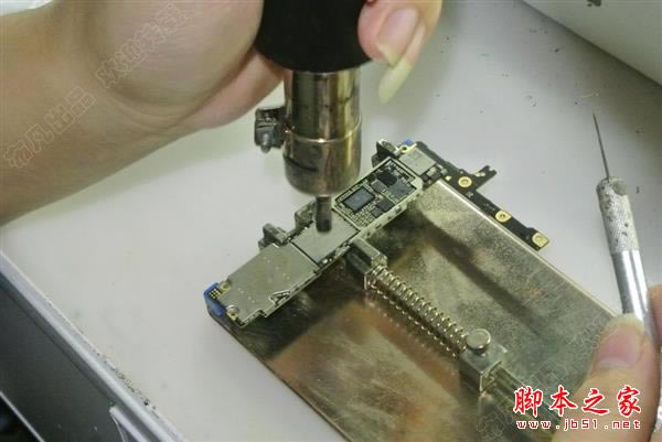 太牛了!把iPhone 6 Plus从16G手动升级到128G