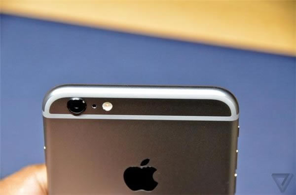 5.5英寸版iPhone6 Plus上手体验:优秀设备而不仅仅是更大_手机评测_手机学院_本站