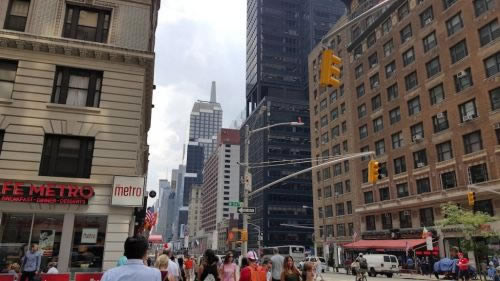 三星Note5与iPhone6 Plus拍照哪个好?三星Note与iPhone6 Plus拍照对比评测_手机评测_手机学院_本站