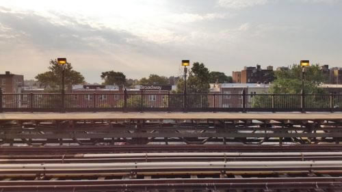 三星Note5与iPhone6 Plus拍照哪个好?三星Note与iPhone6 Plus拍照对比评测_手机评测_手机学院_本站