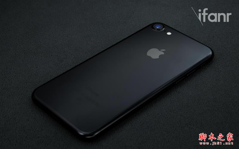 亮黑版iPhone7值得买吗？iphone7/7 Plus详细深度评测