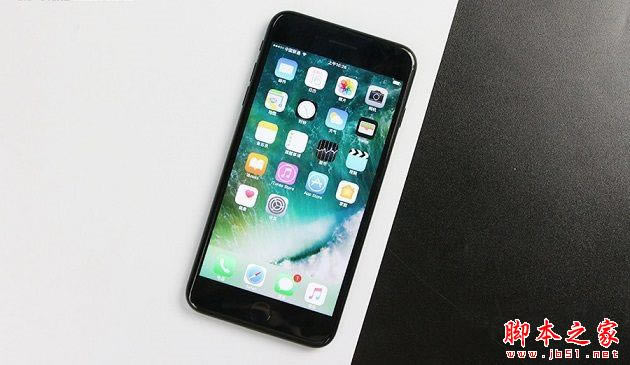 iPhone7 Plus黑色还是亮黑好看?黑色与亮黑色对比图赏