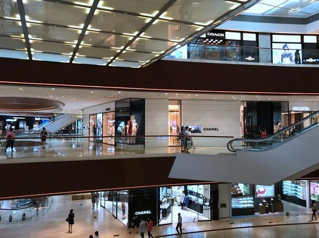 一加5和iPhone7 Plus哪个值得买?一加5和iPhone7 Plus全面对比评测_手机评测_手机学院_本站