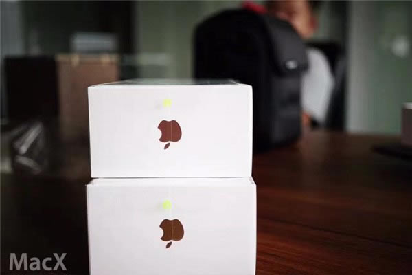 iPhone7与iphone7 Plus真机开箱图集了