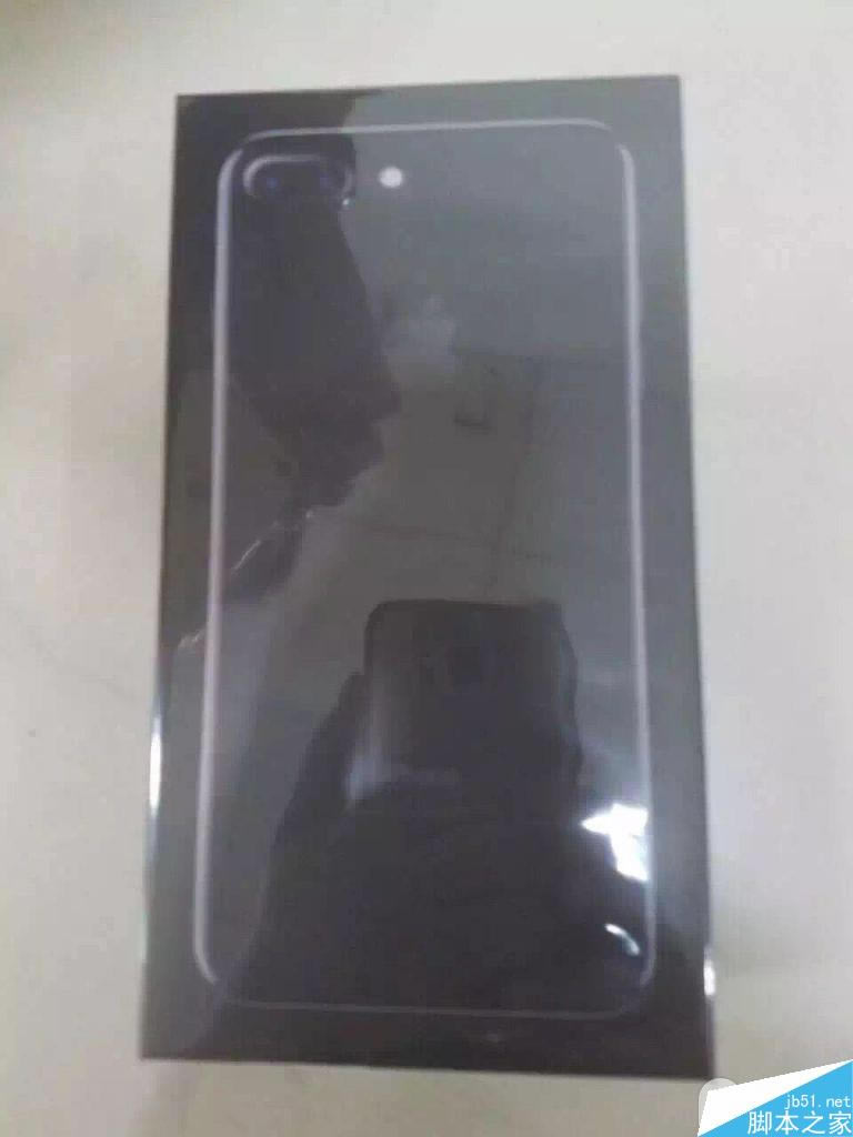 3 亮黑版iPhone7到货 iPhone7盒子黑色开箱图_苹果手机_手机学院_本站