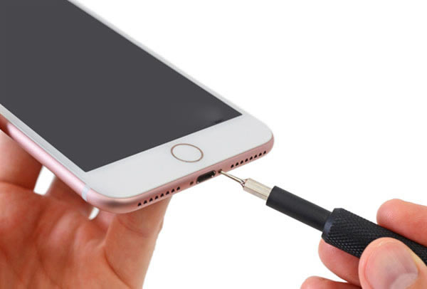 iPhone7 Plus做工如何?iPhone7 Plus拆机图解