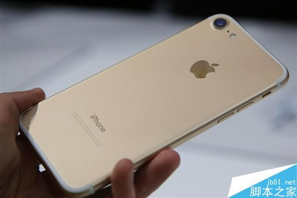 哪个好看?iPhone 7土豪金对比6s土豪金高清图赏_苹果手机_手机学院_本站