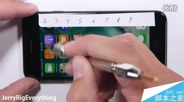 耐用度如何?黑色iPhone 7首发刮划、掰弯测试视频_苹果手机_手机学院_本站