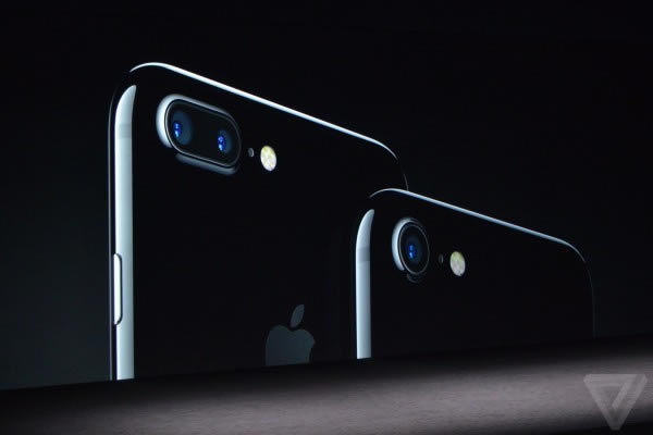 iphone7是双摄像头吗 iphone7 plus双摄像头有什么作用_苹果手机_手机学院_本站