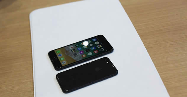 iPhone8与iPhone8 Plus哪个更值得买？苹果8与苹果8plus所有方面比较深度评测-手机数码