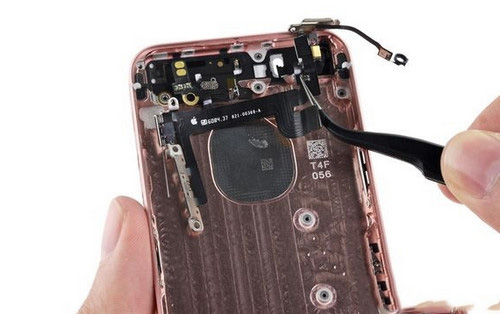 iphone se拆解(拆机)评测 iPhone se拆机图解详细过程解析(真机反正面拆解)