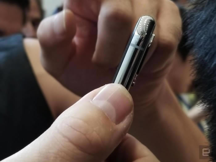 iPhone X好看吗?苹果iPhone X真机上手图赏