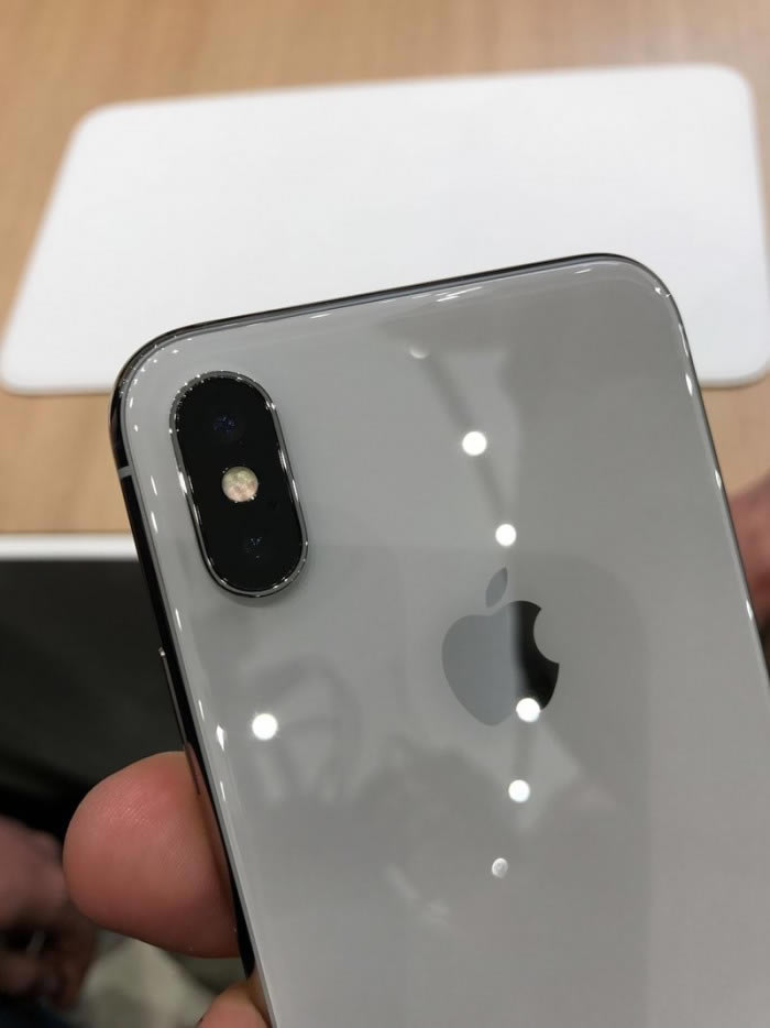 iPhone X好看吗?苹果iPhone X真机上手图赏