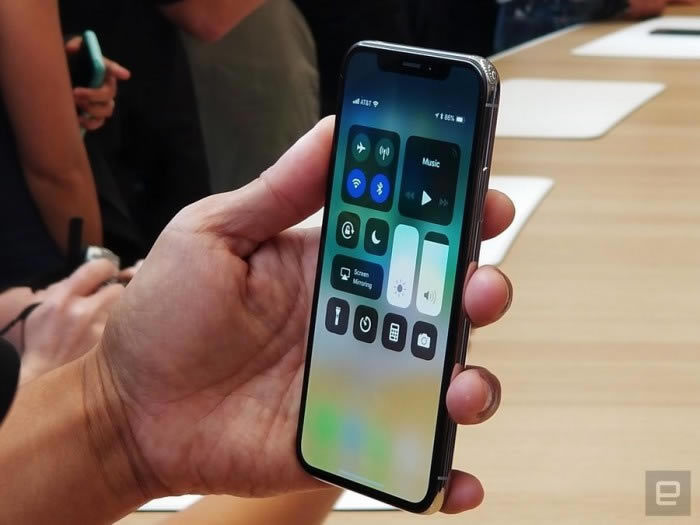 iPhone X好看吗?苹果iPhone X真机上手图赏