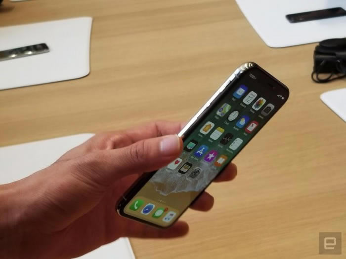 iPhone X好看吗?苹果iPhone X真机上手图赏