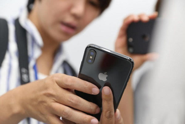 iPhone X值得入手吗?苹果iPhone X参数配置与图赏